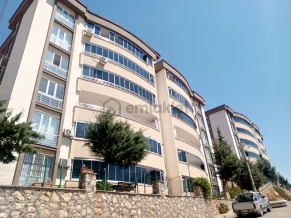 Maraşpark Civarı Kiralık 4+1 Geniş Ve Ferah Manzaralı Daire 2