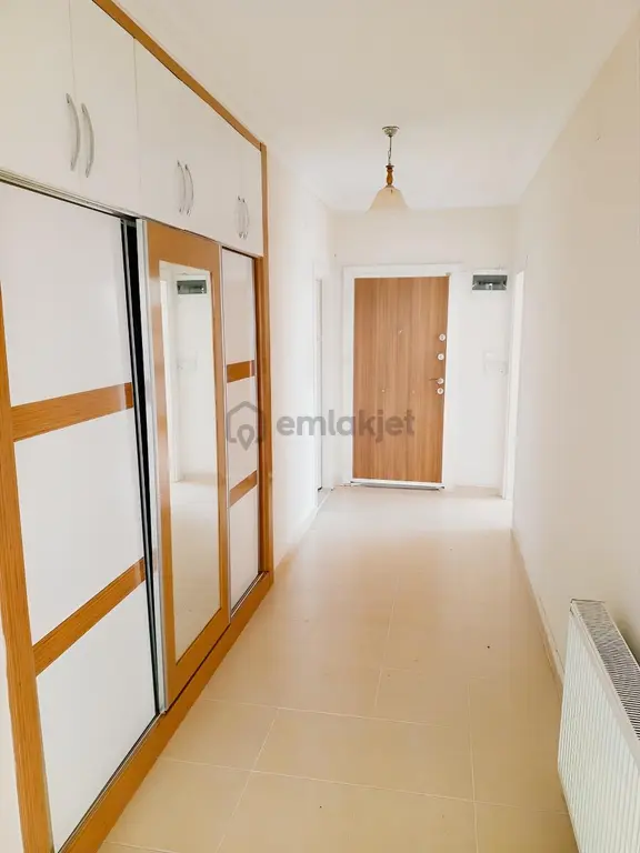 Maraşpark Civarı Kiralık 4+1 Geniş Ve Ferah Lüks Daire 2