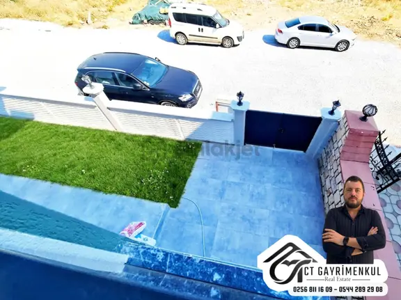Didim'de Satılık 2+1 Ayrı Mutfak Sıfır Deniz Manzaralı Orta Kat Ön Cephe Daire ! 2