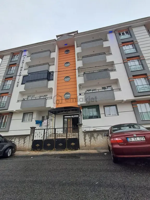 Sahibinden Muhteşem Konumda 3+1 1