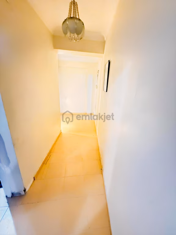 Tek Doğan'dan Kiralık 3+1 Daire 1.kat 15 Yıllık 2