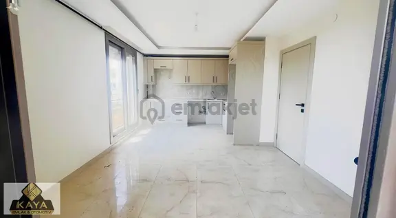 Caddeye Yakın Katta Doğalgazlı 2+1(aynı Binada 2 Daire Var) 1