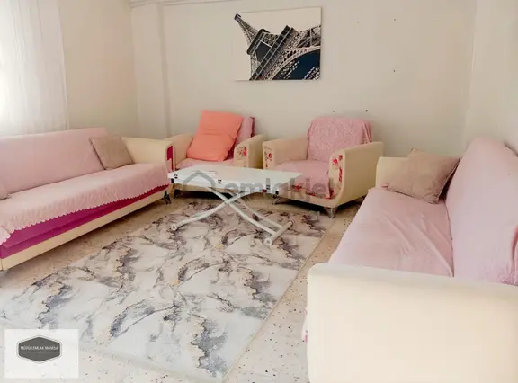 Alaybey Cumartesi Pazarı Üstü 3+1 Açık Mutfaklı Asansörlü Kiralk 1