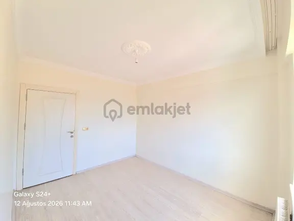 Hak Emlak'tan Cumayeri İlçesi Yeni Mahallede Kiralık 3+1 Daire 2
