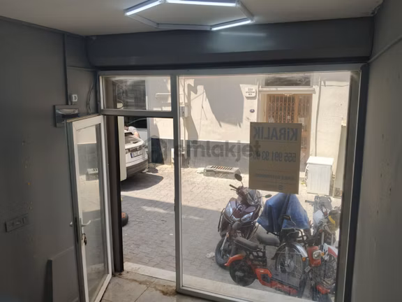 Türkocağı Cad. Ve Gündüz Sk Köşe Yanında, 17 M2 Kiralık Dükkân 2