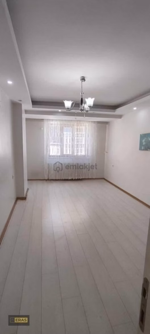 İstiklal Mahallesinde Satılık 3+1 Dubleks Daire 1