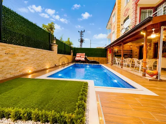 Marmara Ereğlisinde Havuzlu Bahçeli 4+2 Villa | Masrafsız Villa 2