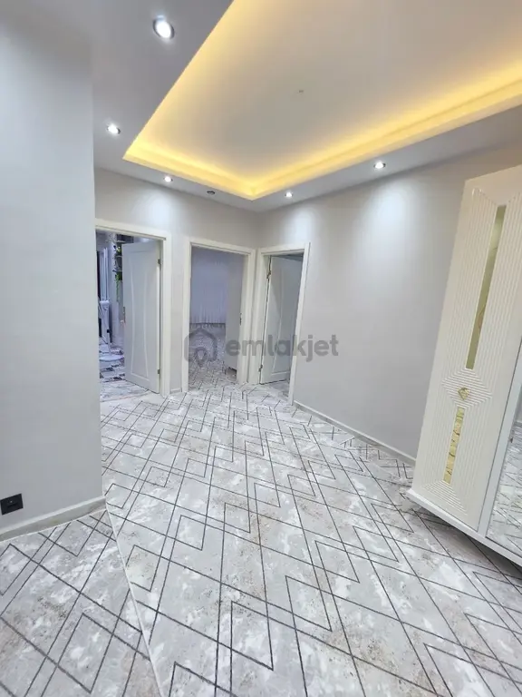 Yeşilyurt Bekirde Satılık Müstakil Ev 200 Arsa İçinde 130 M2 Ev 2