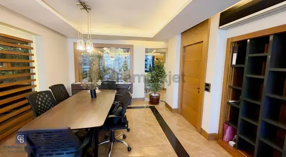 Çekmeköy Merkezde Çok Özel Dizayn 150 M2 Kiralık Eşyalı Ofis 1