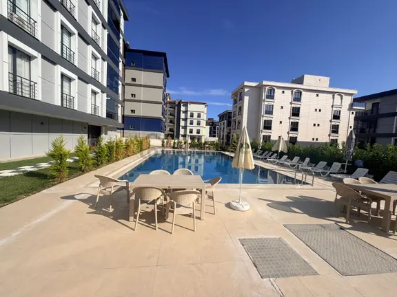 Tekirdağ Süleymanpaşa Atatürk Mahallesi Havuzlu Sitede Kiralık 1+1 2