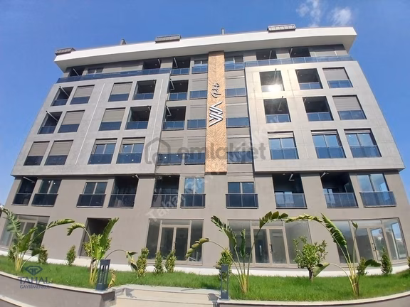 Konyaaltı Sarısu'da Sıfır 3+1 Dublex Satılık Kapalı Otoparklı 1