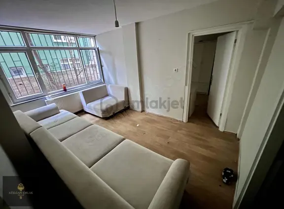Üsküdar Salacakta Bahçe Katı 1+1 Kiralık Daire 1