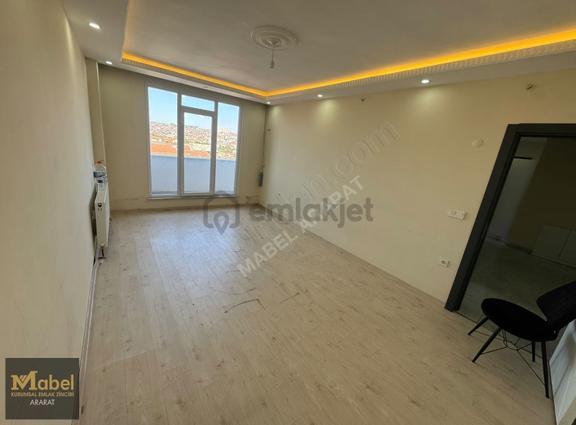 Mabelden Esenler Tuna Vadi Sitesinde Satılık 2+1 Daire 1