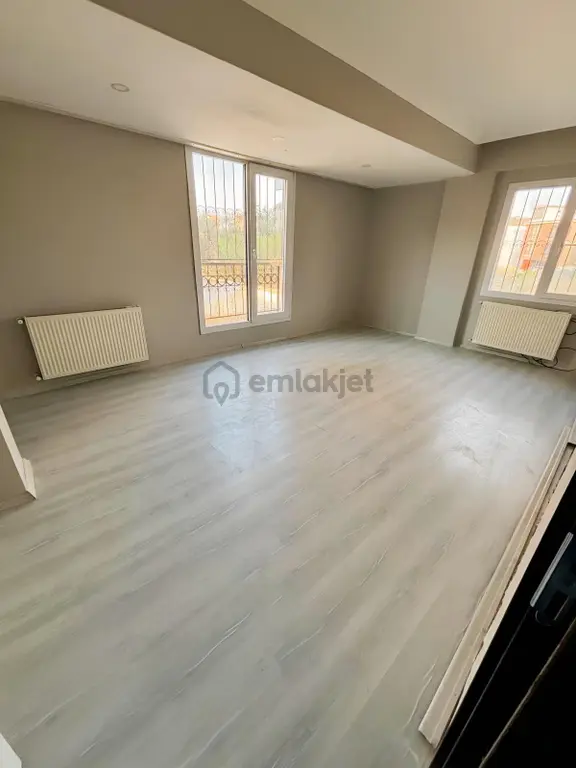 Çizgi Gayrimenkul'den İslamsaray Mah. 2+1 Kiralık Daire 2