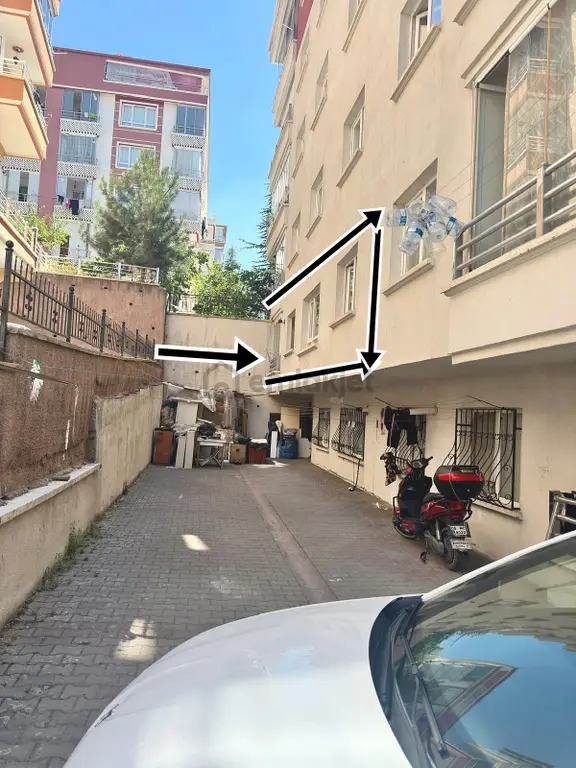 Battalgazi Mah. Çarşamba Pazar Yakınında Asansörlü 3+1 Kiralık Daire 2