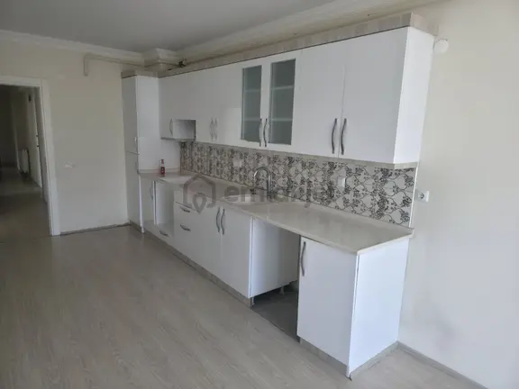 Veyisoğlu Kiralıyor | Şehir Merkezinde 3+1 Kullanışlı Köşe Daire 2