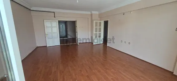 Msyapı Emlaktan Merkezde 3+1 Kiralık Daire 2