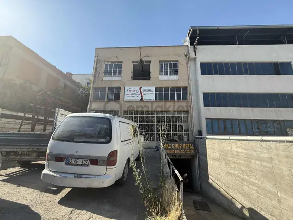 Örnek Sanayi Sitesinde 225'lik Dükkan 1