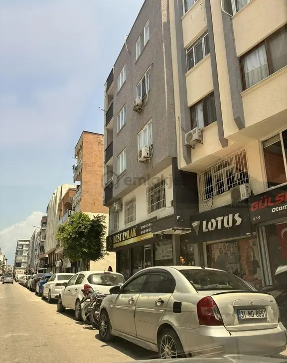 İskenderun Ziya Gökalp Cad. Satılık 3+1 Daire 2