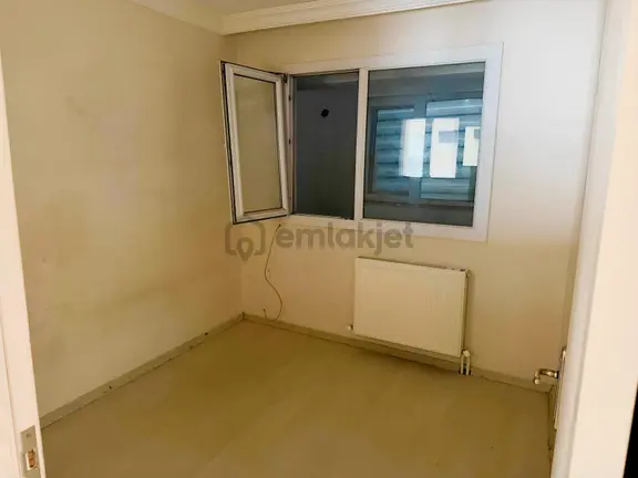 Merkezi Lokasyonda Ulaşıma Yakın Asansörlü Kiralık 2+1 Daire 2