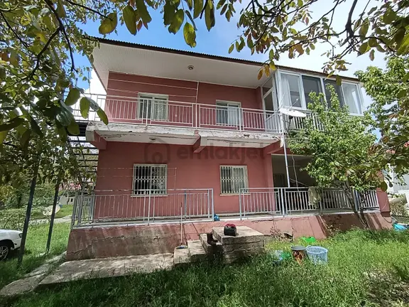 Onur Gayrimenkul'den Satılık Yayla Evi 1