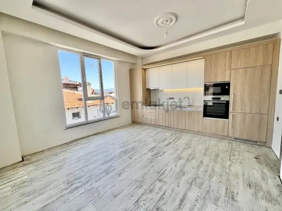 ꧁ay Emlaktan꧂ Edremit Tuzcumuratta Ön Cephe Asansörlü Muhteşem Konumlu Satılık 1+1 Lüks Daire 1
