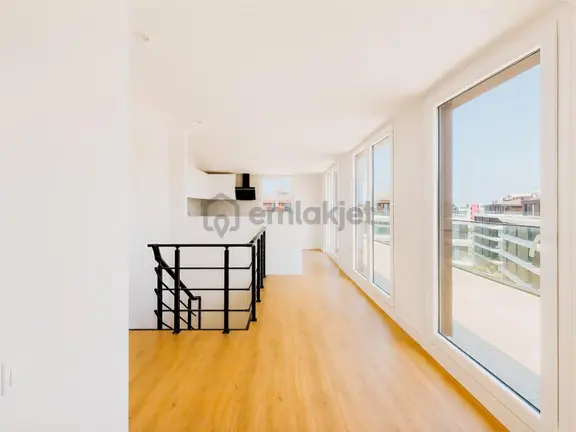 Elegantparkta Panoramik Teraslı Lüks 4+1 Kiralık 2