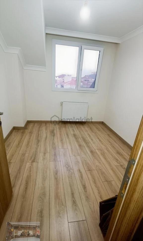 Avcılarda Teras Kat 2+1) Metrobüse Yakın 2