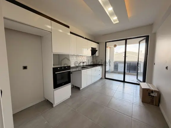 Dream Life'dan Acill !! Havuzlu Arakat 2+1 Fırsatı Elegant Vadi 2