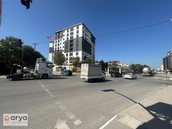 Kurtköy De Dört Yol Üzeri 850 M2 Kiralık Köşe Dükkan 2