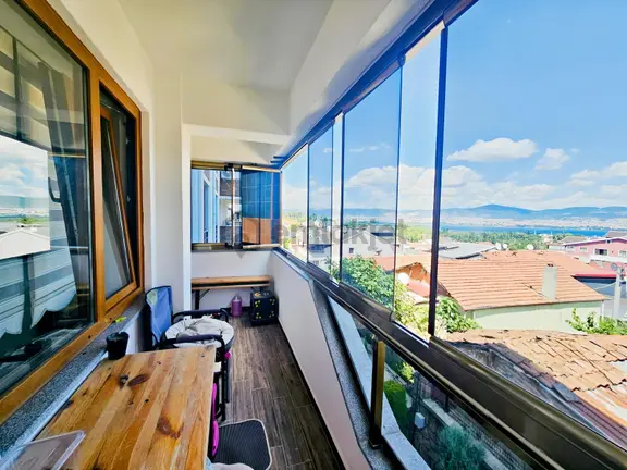 Gölcük Donanma Mh. Olkar Safir Sitesi 4+1 Satılık Lüks Ara Kat 2