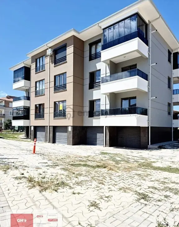 Sümer Mahallesi'nde Satılık 3+1 1