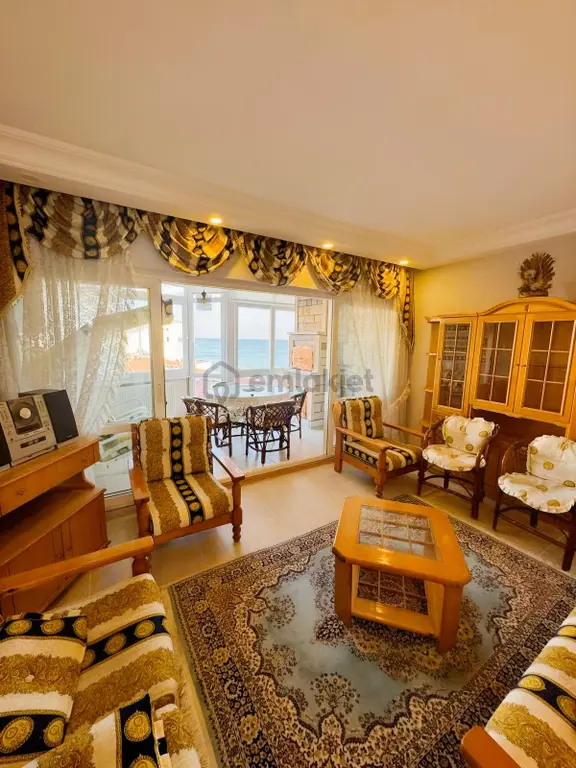 Kumburgazda Muhteşem Lokasyonda Denize Sıfır 2+1 Satılık Daire 2