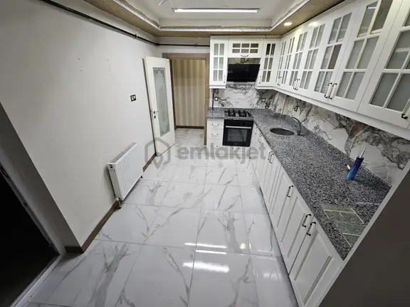 *htc'den Merkezi Konumda Öncephe Kredi Limitsiz 3+1 140m2 Daire* 2