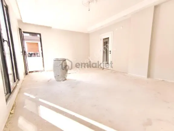 Mimarsinan Da Ebeveynli ,alaturka Wc Li Ara Kat 2+1 92 M² 2