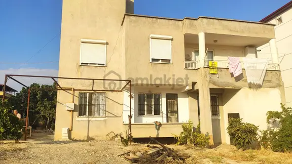 Meydan Mahallesinde Tedaş İn Yakınında 2buçuk Kat Doğalgazlı Müstakil Ev Satılık 2