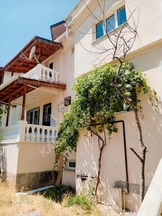 Sivas Merkez Ak Evler'de Kiralık Tripleks Villa 5+2 2