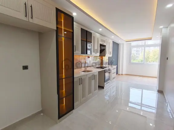Mavi Bulvar İkram Civarı Kapalı Mutfak 185 M2 Genişlik 3+1 + Çift Banyolu Ultra Lüx Masrafsız Daire 2