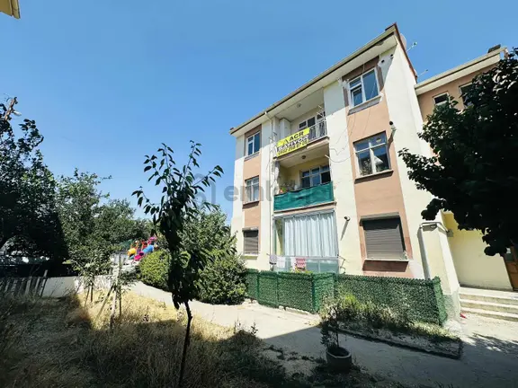 Enes Acur' Dan Hüsamettin Çelebi Mah. 3+1 Bakımlı Daire 2