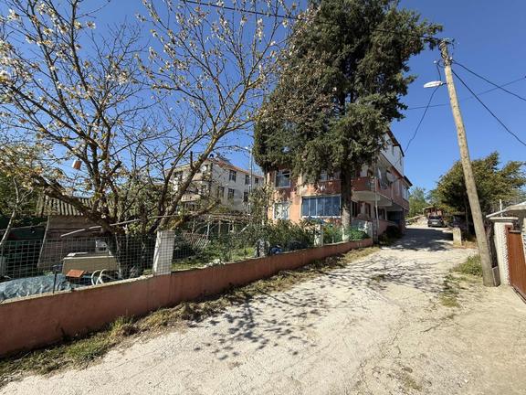 Kaynarca Merkez'e Yakın 472 M2 Bahçeli 2+1 Geniş Daire 2