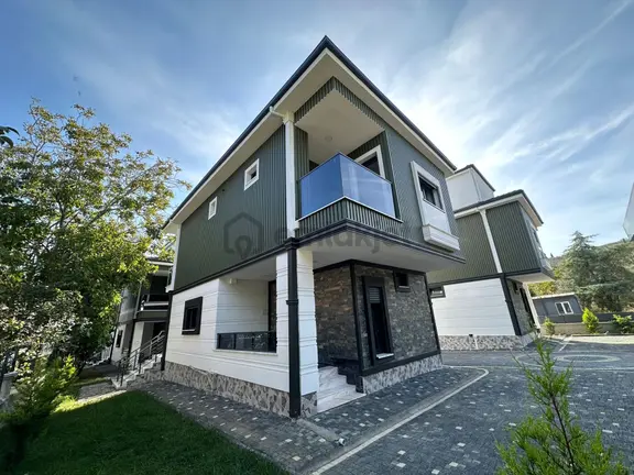 ✨akçay Ay Emlaktan✨gürede Kazdağlarının Eteklerinde Deniz Manzaralı Satılık 3+1 Sitede Tek Müstakil 2
