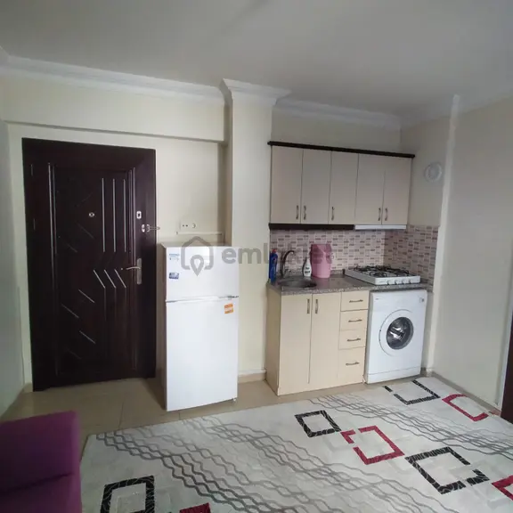 Ender Uysal Gayrimenkulden Üniversiteye Yakın 1+1 Kiralık Balkonlu Eşyalı Apart... 1