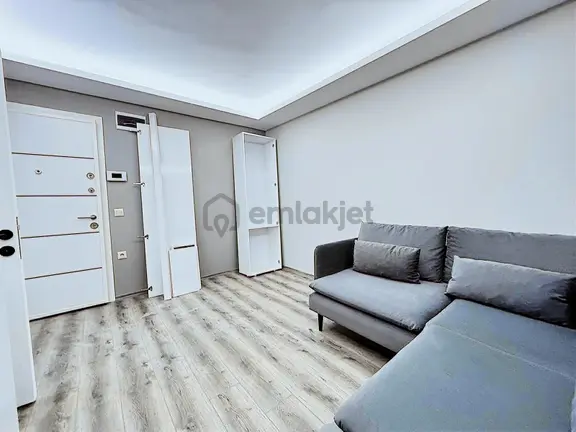 Muhteşem Konum Cadde Üzeri 1+1 Full Sıfır Eşyalı Kiralık Daire 2