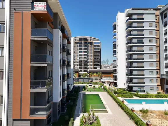 Uğur Kurtulmuş'tan Harika Konumda Kiralık 1+1 Eşyalı Arakat 1