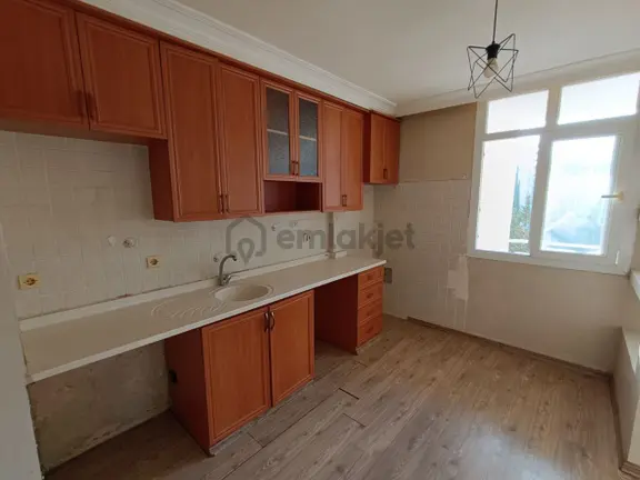 Güzelyalı Mahallesi Eski Dermancan Civarı 3+1 Açık Mutfak+geniş Oturumlu Kiralık Daire 1