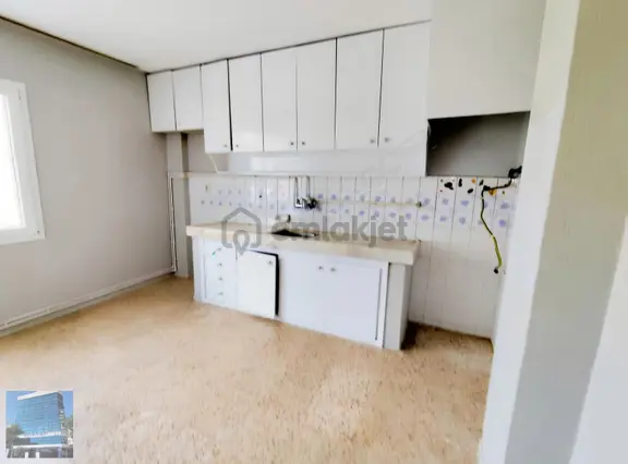 Bornova Atatürk İnönü Mah. Satılık 3+1 Daire 2