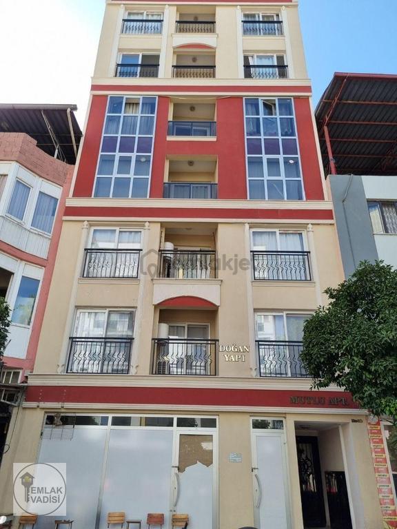 Karaçay Mah.'de Hürriyet Cd. Üstünde 2+0 Satılık Eşyalı Daire 2