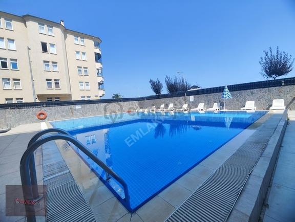 Emlak Kent'ten Sahilde Site İçerisinde Satılık 3+1 Daire 2