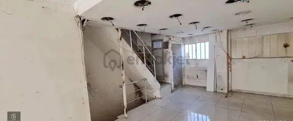 Eyüpsultan İslambey Cd. Cuma Pazarı Karşısı 220m² Satılık Dükkan 2