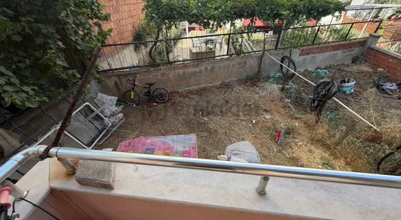 Tostçu Şeref Arkası Endüstri Meslek Lisesi Yakını 2+1 2
